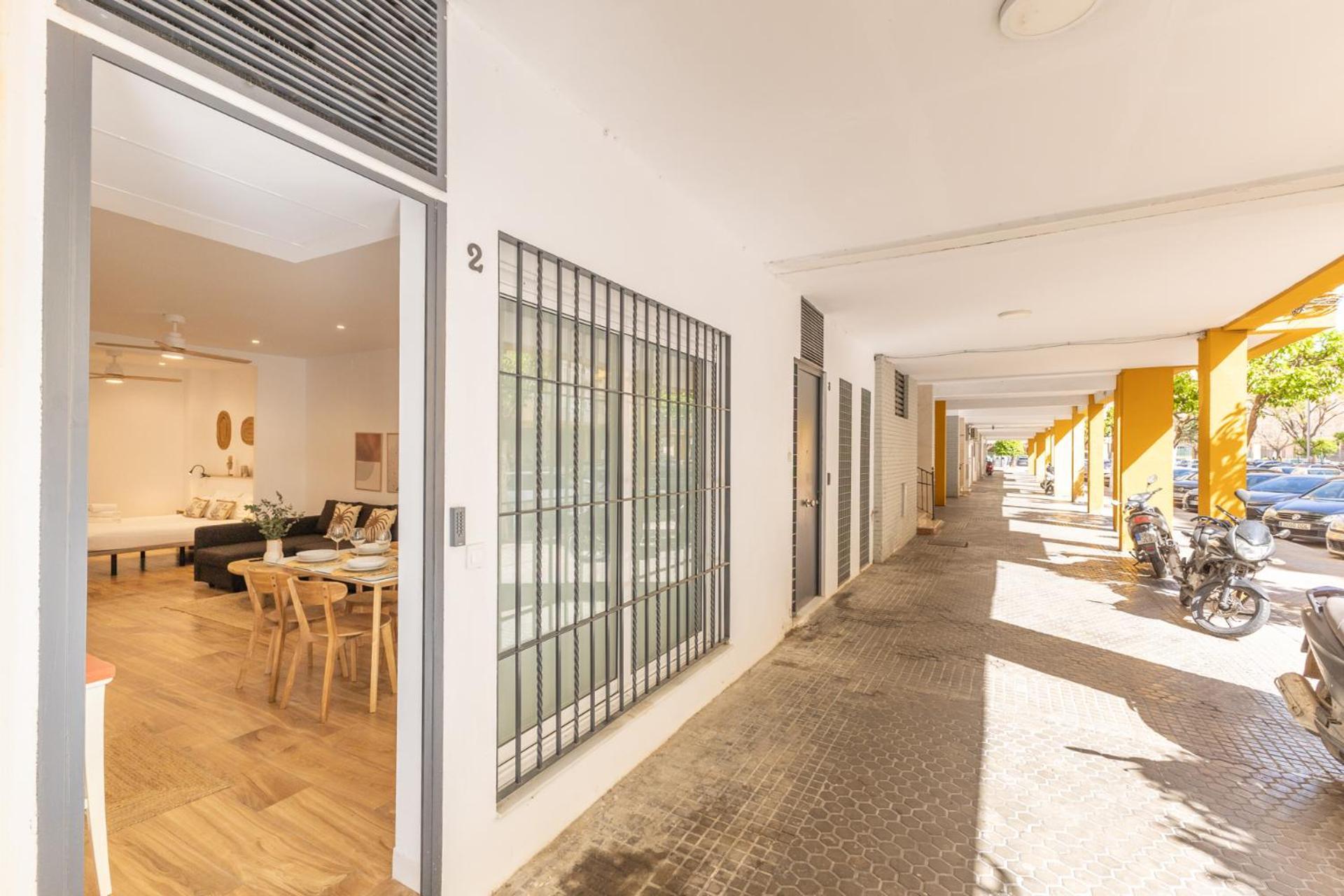 Isg Apartments Triana Estudio 2 塞维利亚 外观 照片