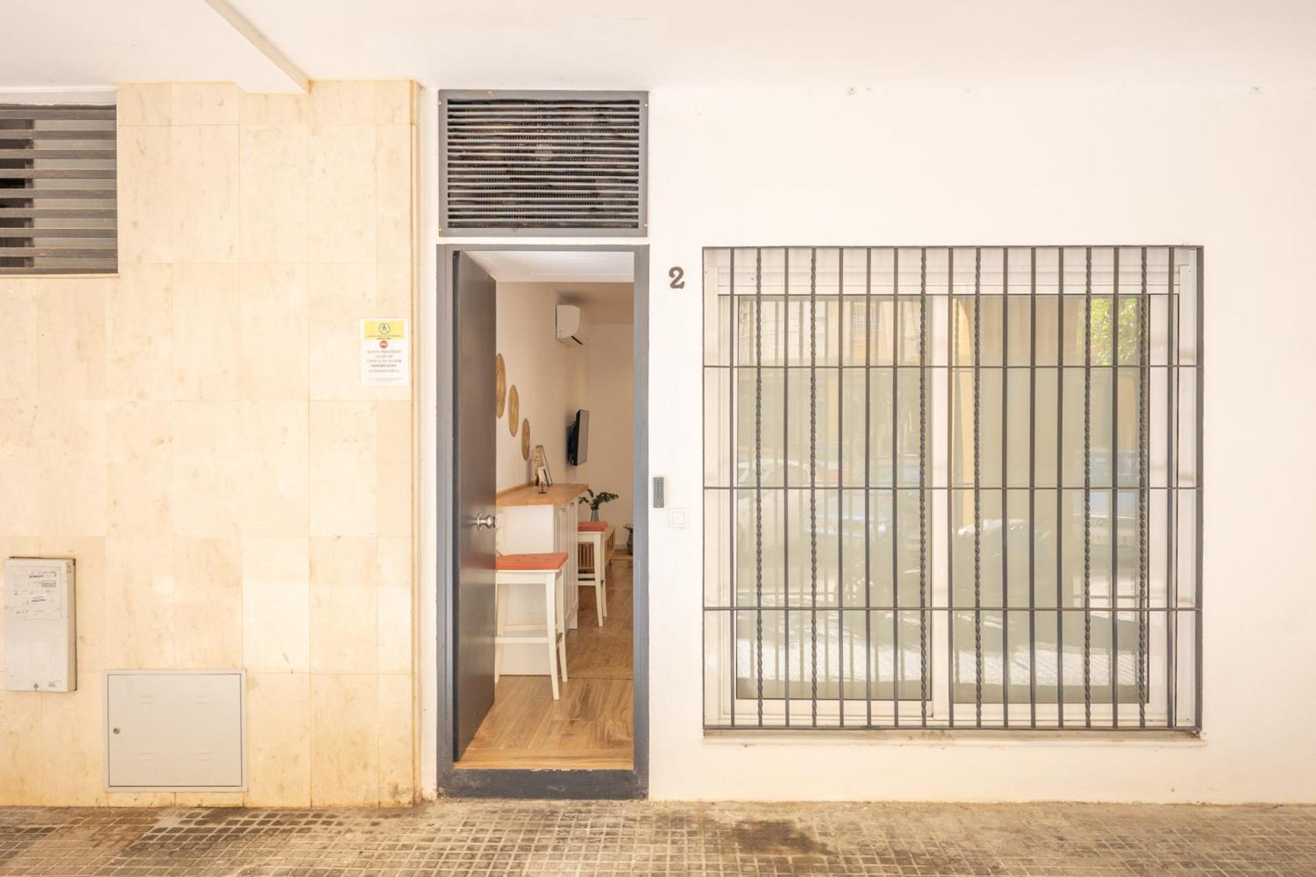 Isg Apartments Triana Estudio 2 塞维利亚 外观 照片