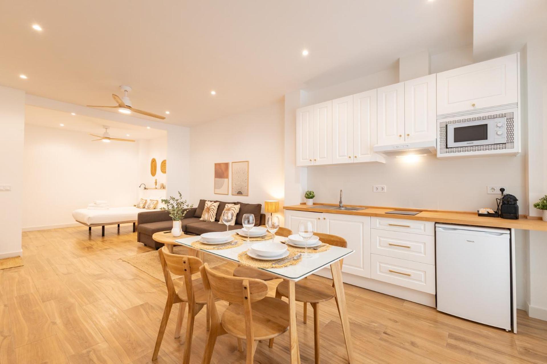Isg Apartments Triana Estudio 2 塞维利亚 外观 照片